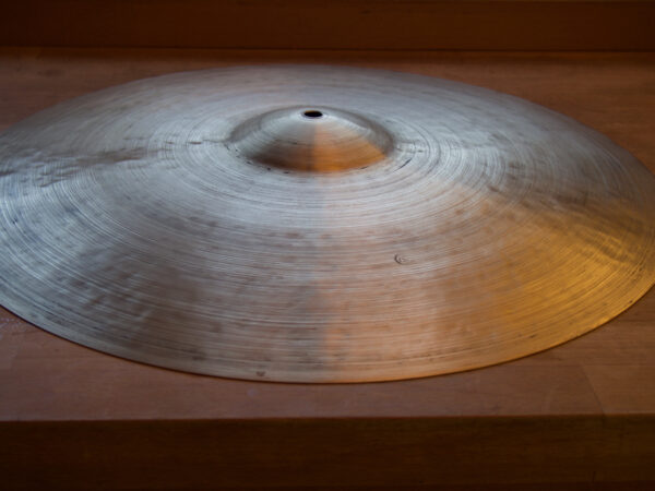 19"oKc 060225-1780g