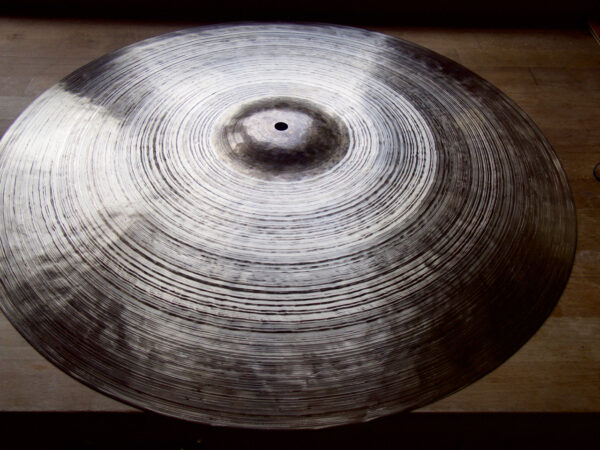 22" THB ride cymbal 020525 - 2228g - Image 2