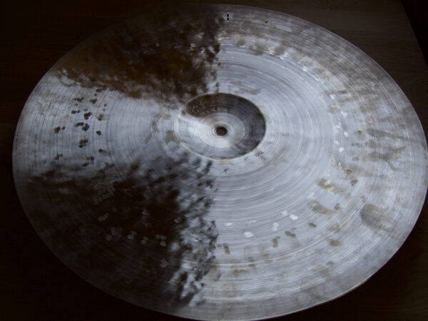 21" smokey oKc ride cymbal 100625 - 1924g - 1 rivet - Image 2