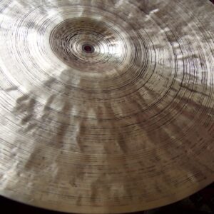 21,4" old school THB cymbal 070926 - 2300g (mourad)